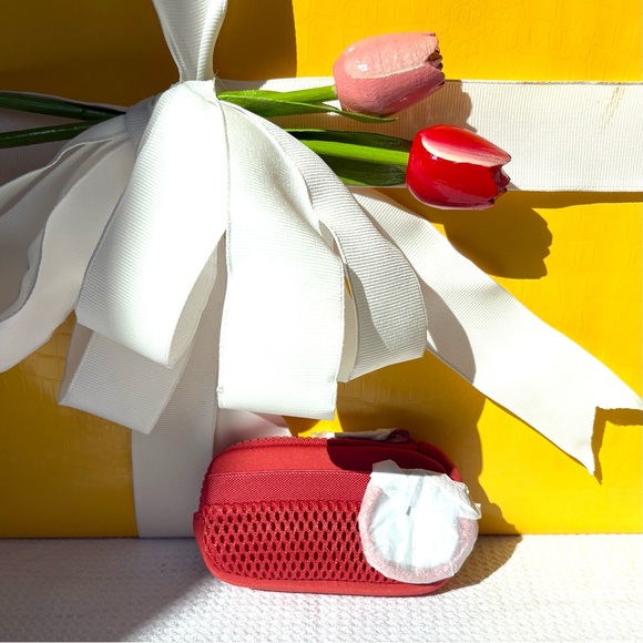 Dagne Dover Keychain - Picture 3 of 7